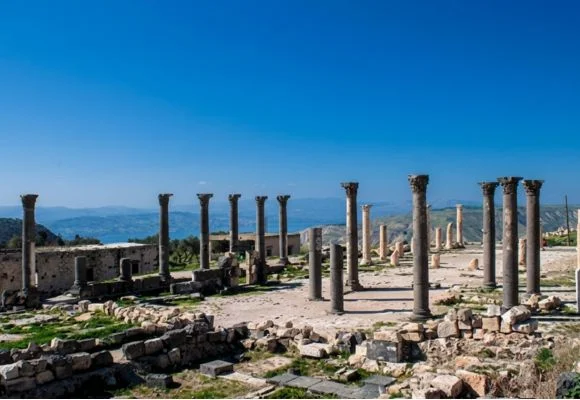 Die archäologische Stätte Umm Qais 